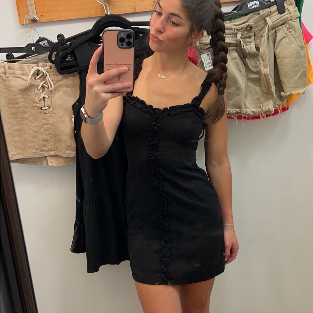 Forever 21 Black Ruched Ruffled Mini Dress - Picture 2 of 2